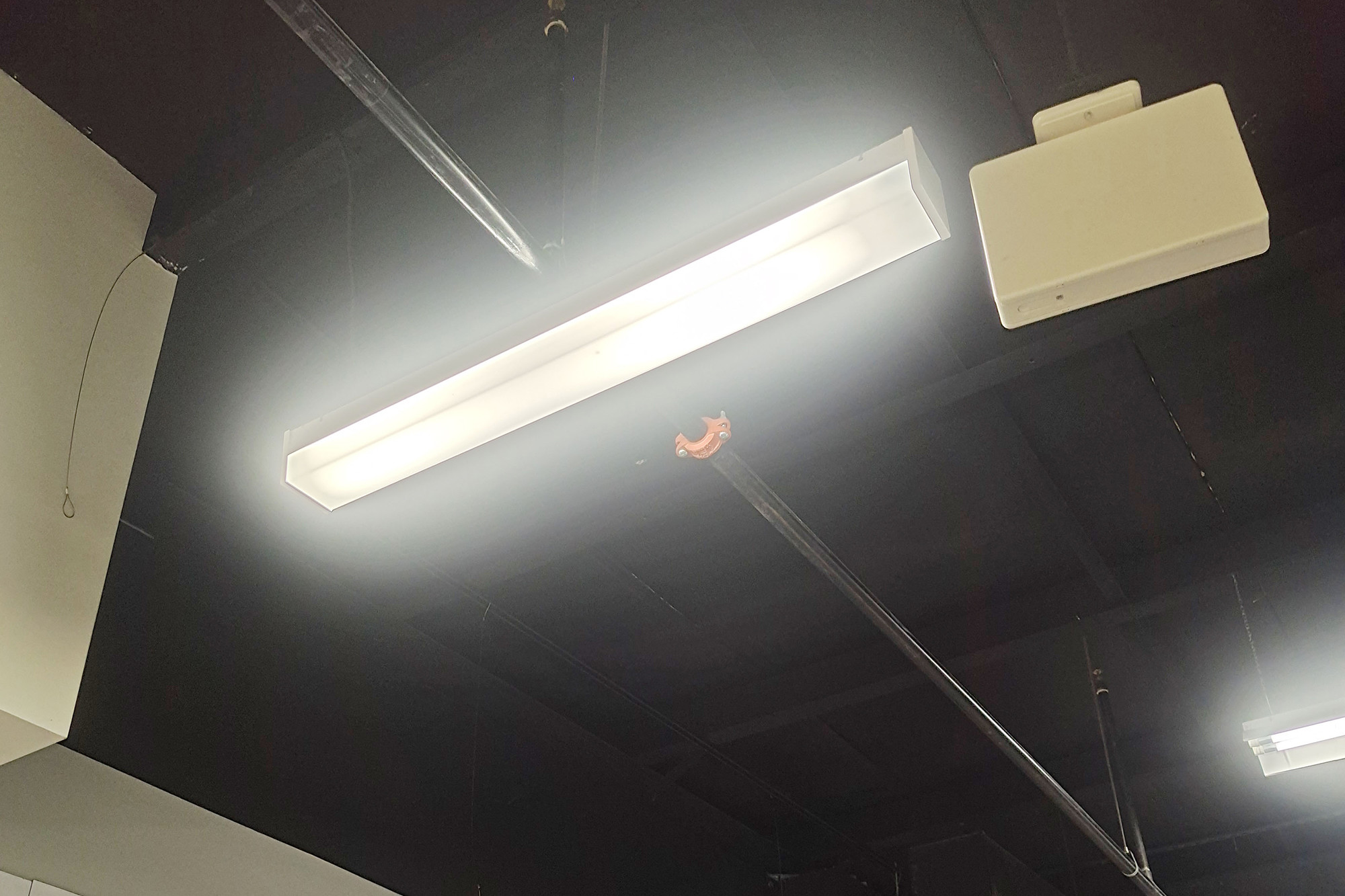 أحدث حالة شركة حول تطبيقات أضواء LED Stairwell